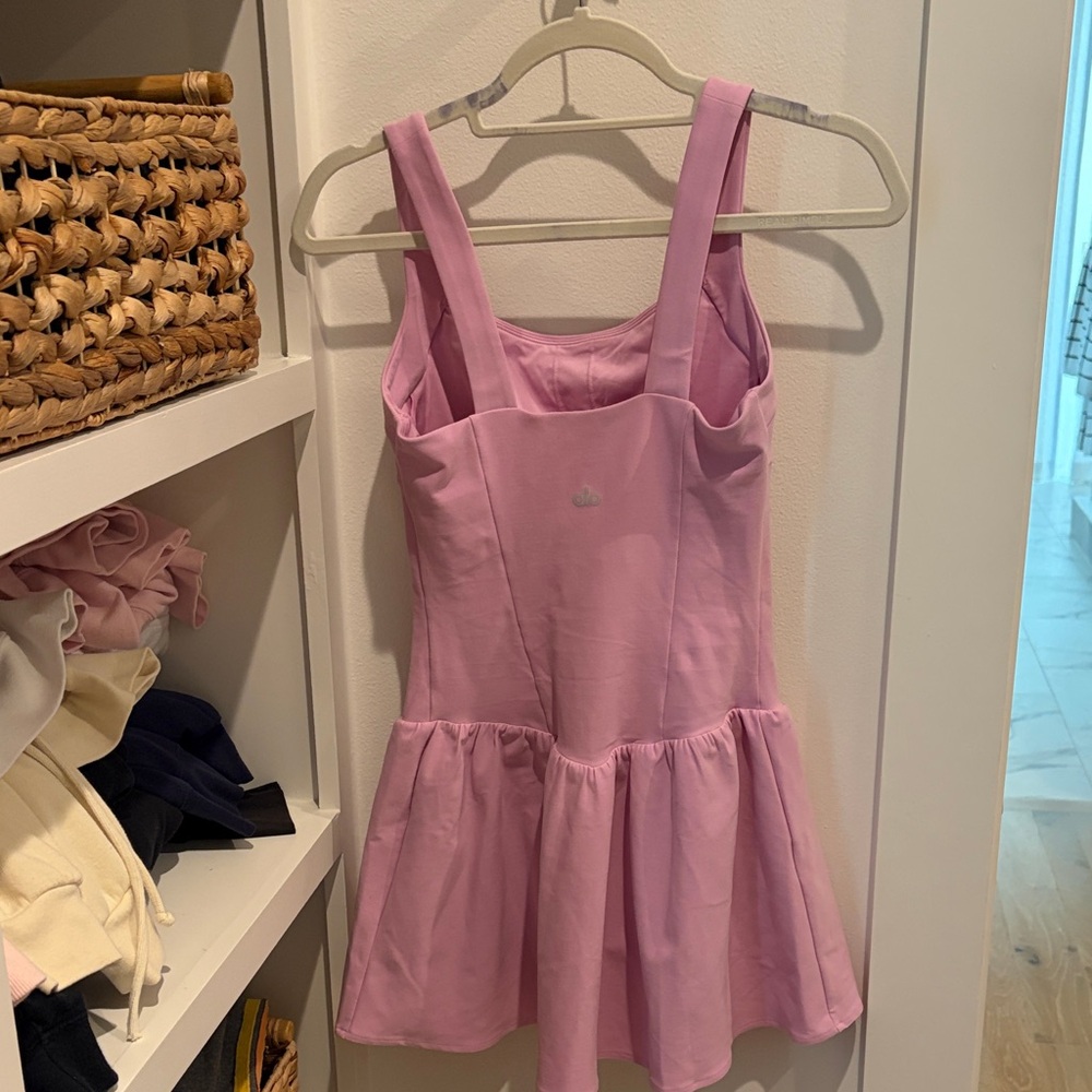 ALO Yoga break point Pink Mini Dress
Color Candy heart pink - Picture 2 of 4